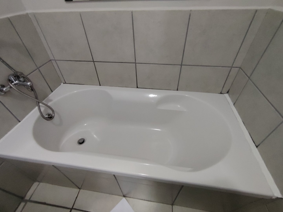2 Bedroom Property for Sale in Island View Western Cape